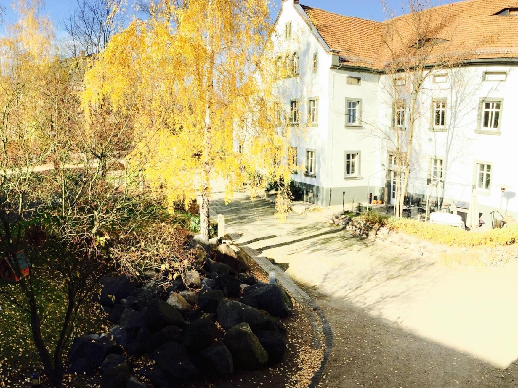 Dein Gutshof Hotel & Ferienwohnungen Gorlitz Exterior photo